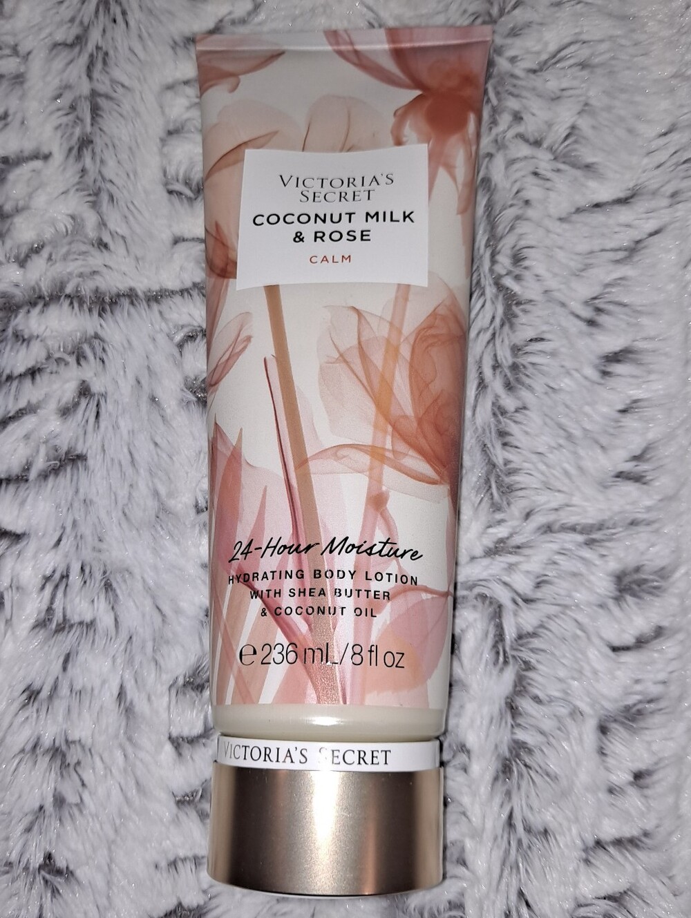 Victoria's Secret Coconut Milk And Rose Calm Lotion New